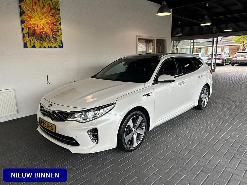 Wit Gebruikt 2017 Kia Optima GT-Line Stationwagen | € 15.950 (Eerlijke prijs) - Afbeelding 1/4