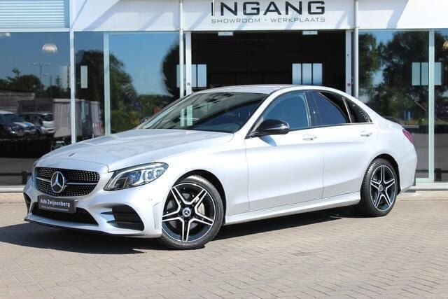 Grijs Gebruikt 2019 Mercedes C200 Business Sedan | € 26.950 (Eerlijke prijs) - Afbeelding 1/4