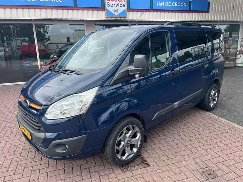 Blauw Gebruikt 2013 Ford Transit Custom Trend Van | € 7.440 (Iets duurder) - Afbeelding 1/4