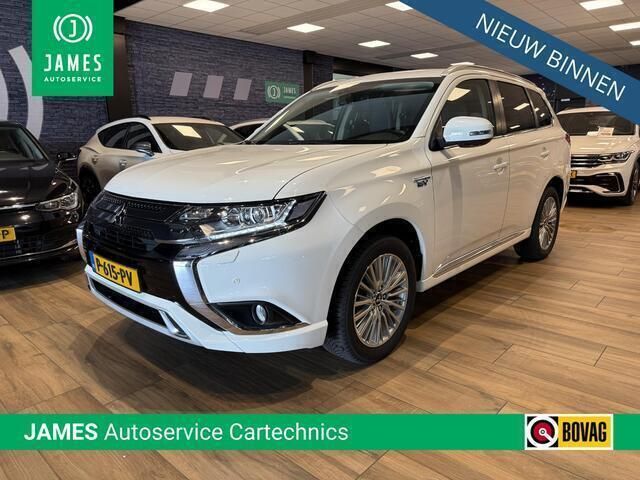 Wit Gebruikt 2019 Mitsubishi Outlander Edition SUV | € 21.950 (Goede deal) - Afbeelding 1/4