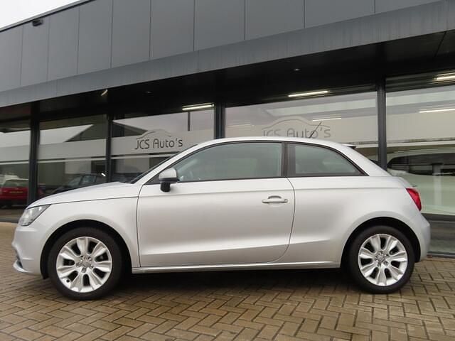 Occasion Audi A1 Attraction 86 PK (63 kW) 2011 Grijs (metallic) Hatchback