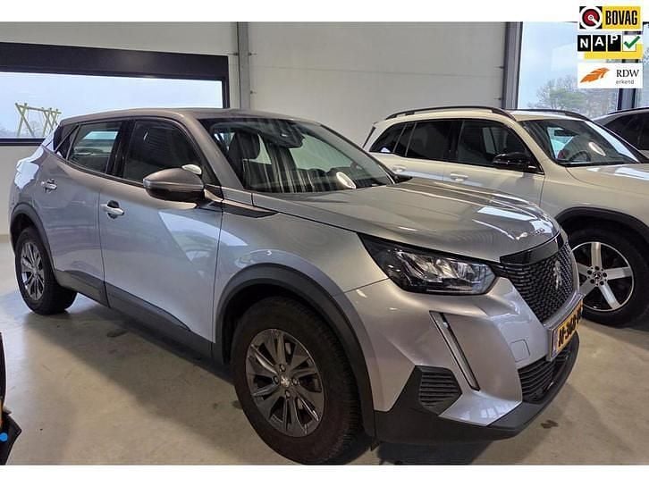 Grijs Occasion 2022 Peugeot 2008 Active SUV | € 16.795 (Super prijs) - Afbeelding 1/4