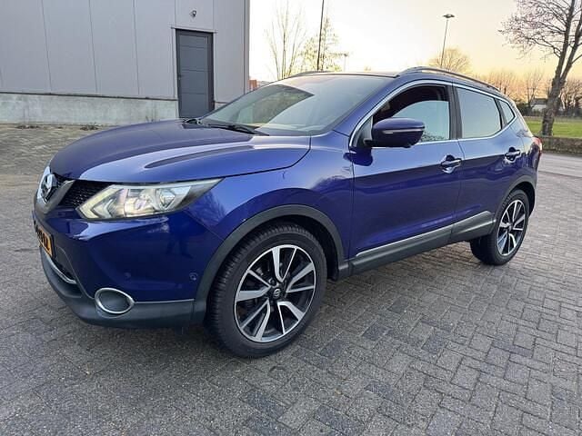 Blauw (metallic) Gebruikt 2014 Nissan Qashqai 360º SUV | € 8.900 (Eerlijke prijs) - Afbeelding 1/4