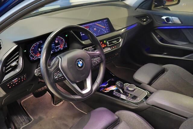 Occasion BMW 118 Executive 140 PK (102 kW) 2020 Blauw (metallic) Hatchback