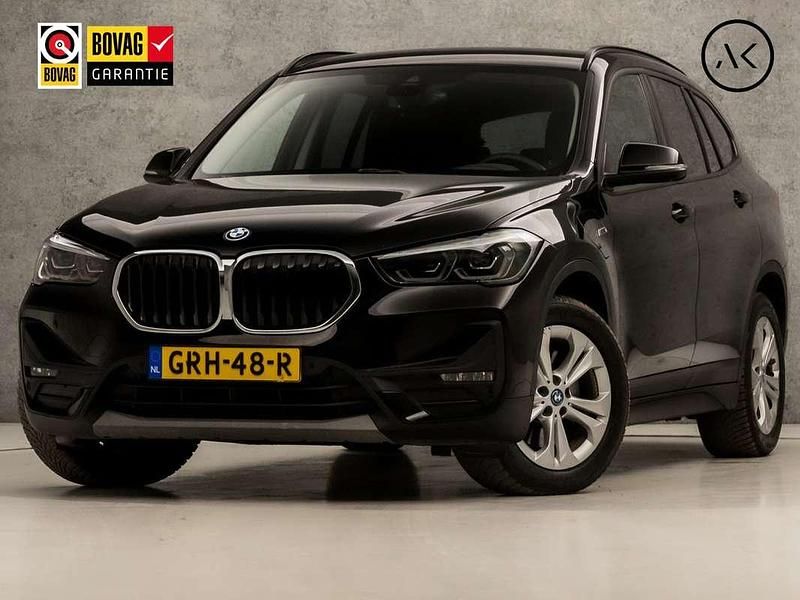 Zwart Gebruikt 2022 BMW X1 Sport Line SUV | € 29.945 (Goede deal) - Afbeelding 1/4