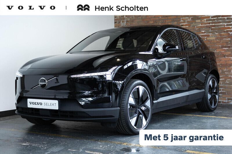 Zwart Nieuw 2025 Volvo EX30 Plus SUV | € 38.450 - Afbeelding 1/4