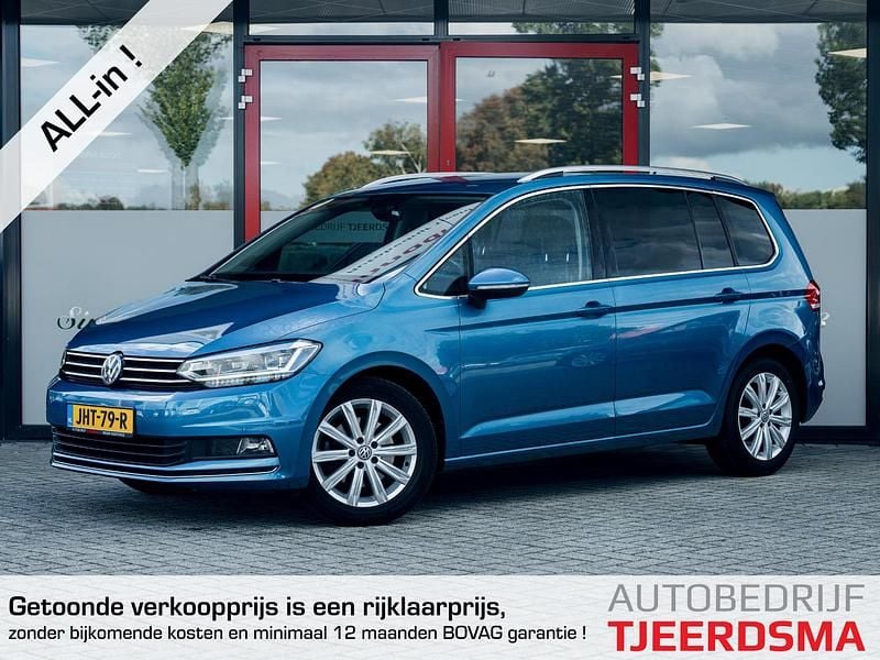 Blauw Gebruikt 2018 VW Touran Highline MPV | € 21.950 (Eerlijke prijs) - Afbeelding 1/4