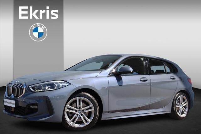 Grijs Gebruikt 2022 BMW 118 Basis Hatchback | € 29.900 (Eerlijke prijs) - Afbeelding 1/4