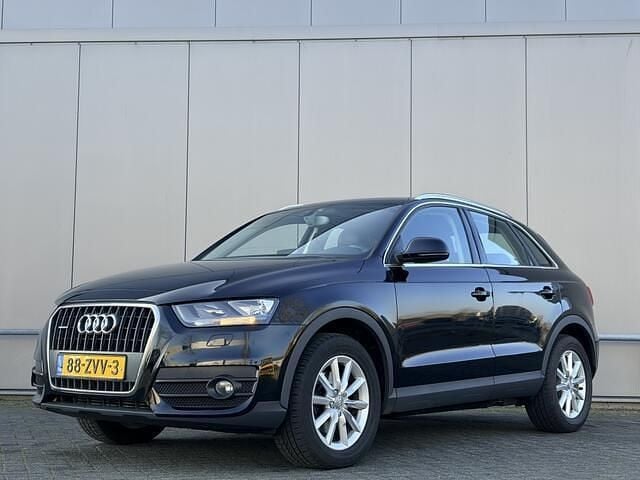 Zwart Occasion 2013 Audi Q3 Proline SUV | € 7.750 (Super prijs) - Afbeelding 1/4
