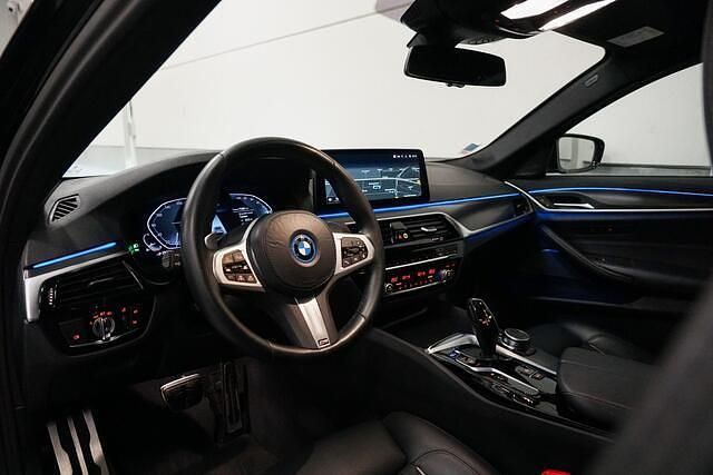 Occasion BMW 530e M Sport 292 PK (214 kW) 2023 Zwart (metallic) Sedan