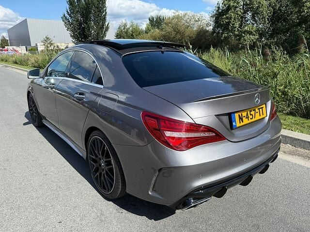 Occasion Mercedes CLA45 AMG Ambition 381 PK (280 kW) 2017 Grijs Sedan