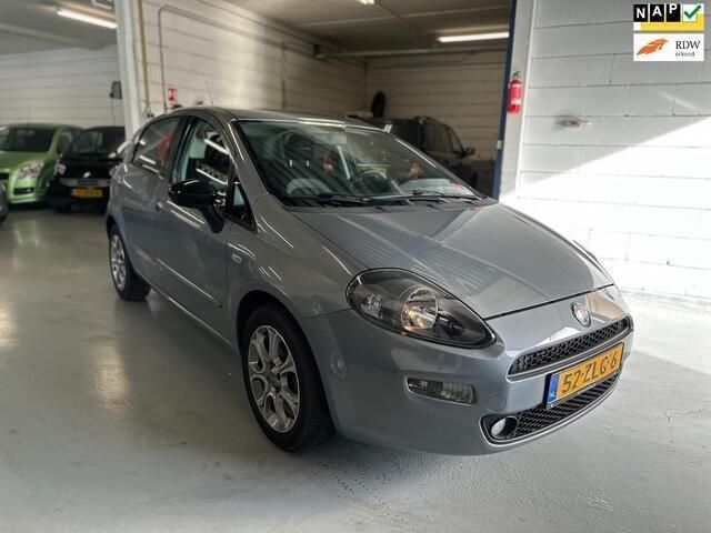 Grijs Gebruikt 2012 Fiat Punto Evo Easy Hatchback | € 4.849 (Iets duurder) - Afbeelding 1/4