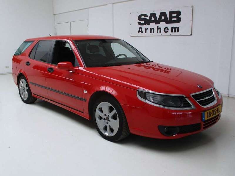 Rood Gebruikt 2007 Saab 9-5 Stationwagen | € 3.499 - Afbeelding 1/4