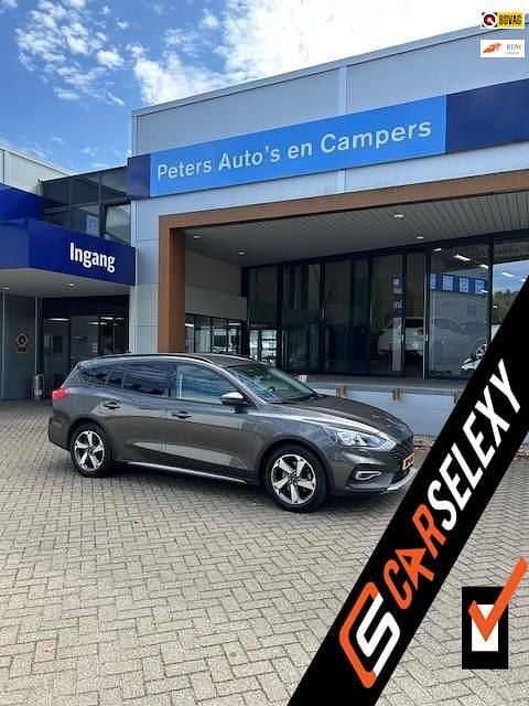 Grijs Gebruikt 2022 Ford Focus Active Stationwagen | € 25.490 (Iets duurder) - Afbeelding 1/4