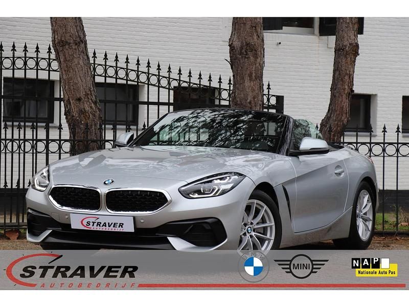 Grijs (metallic) Gebruikt 2020 BMW Z4 Cabriolet | € 32.450 (Super prijs) - Afbeelding 1/4