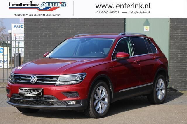 Rood Gebruikt 2018 VW Tiguan SUV | € 24.600 (Eerlijke prijs) - Afbeelding 1/4