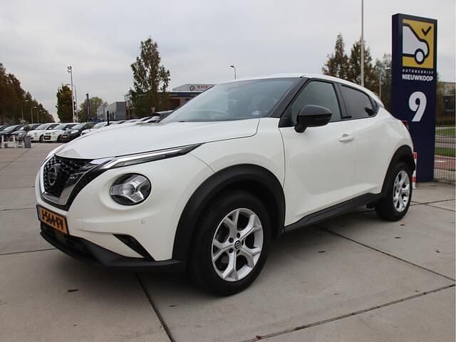 Wit Gebruikt 2020 Nissan Juke N-Connecta SUV | € 14.949 (Eerlijke prijs) - Afbeelding 1/4