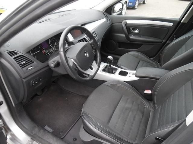 Occasion Renault Laguna III Dynamique 150 PK (110 kW) 2009 Grijs (metallic) Stationwagen