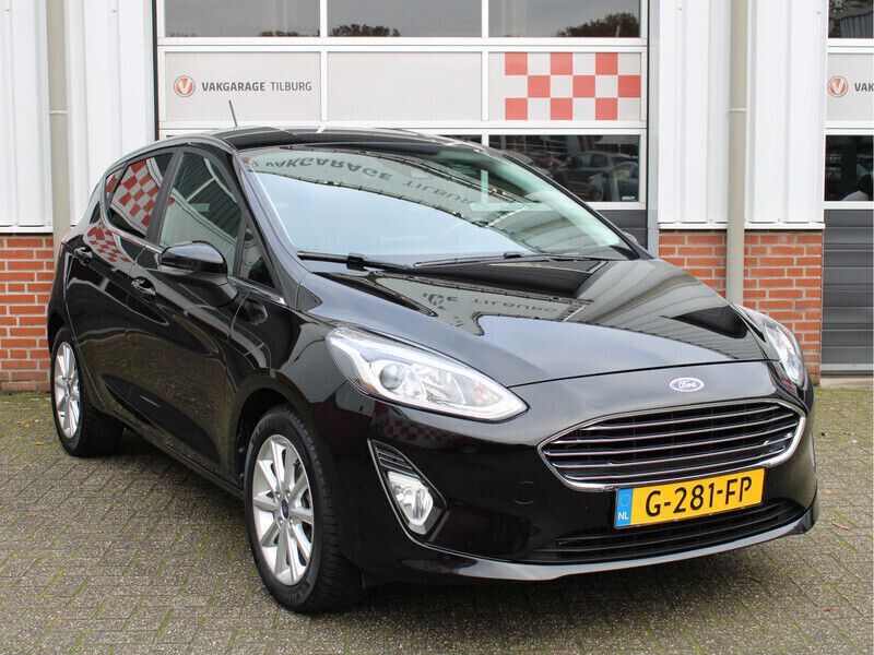 Occasion Ford Fiesta Titanium 101 PK (74 kW) 2019 Zwart Hatchback