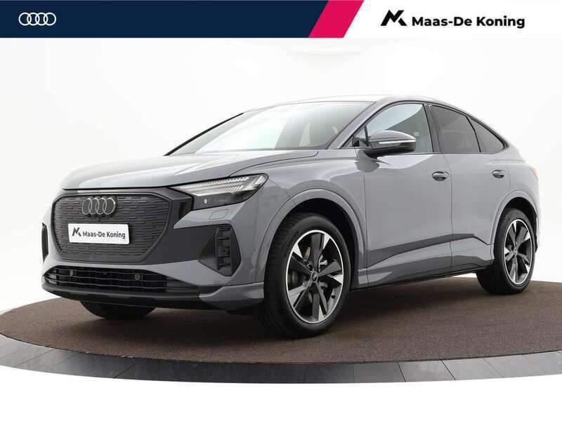 Grijs Nieuw 2025 Audi Q4 Sportback e-tron Advanced SUV | € 52.720 (Super prijs) - Afbeelding 1/4