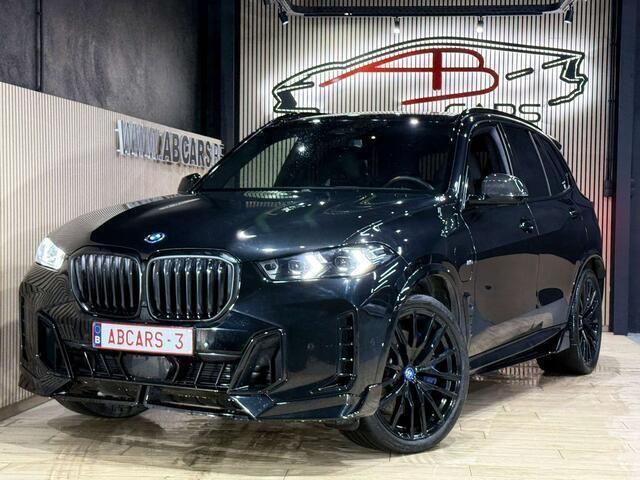 Zwart Gebruikt 2024 BMW X5 M Performance SUV | € 134.990 - Afbeelding 1/4