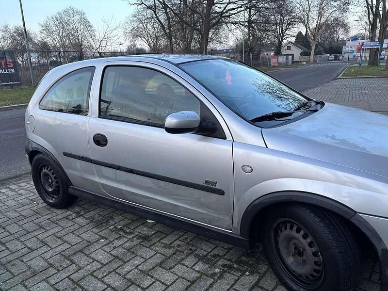 Occasion 2002 Opel Corsa Sport Hatchback | € 600 (Eerlijke prijs) - Afbeelding 1/4