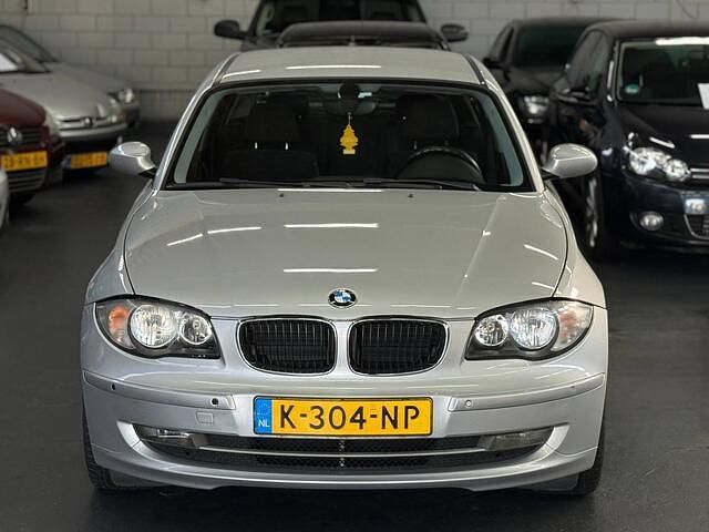 Occasion BMW 118 143 PK (105 kW) 2008 Grijs Hatchback