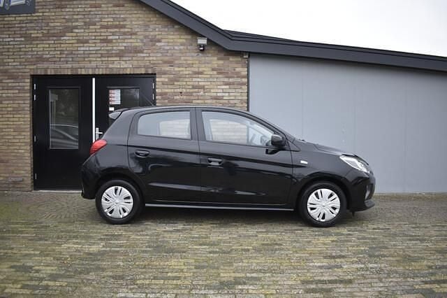 Occasion Mitsubishi Space Star 71 PK (52 kW) 2020 Zwart Hatchback