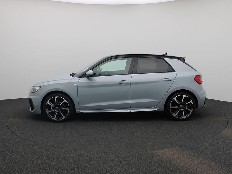 Occasion Audi A1 Sportback Sport 150 PK (110 kW) 2025 Grijs Hatchback