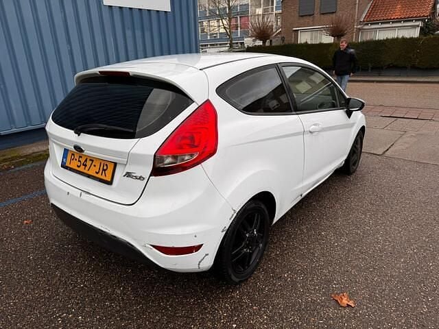 Occasion Ford Fiesta Limited 60 PK (44 kW) 2012 Wit Hatchback