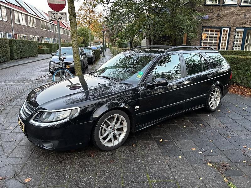 Zwart Gebruikt 2006 Saab 9-5 Linear Stationwagen | € 3.100 (Goede deal) - Afbeelding 1/4