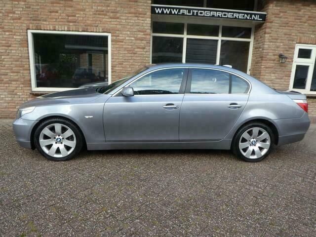Occasion BMW 525 Executive 218 PK (160 kW) 2005 Grijs, metallic lak Sedan