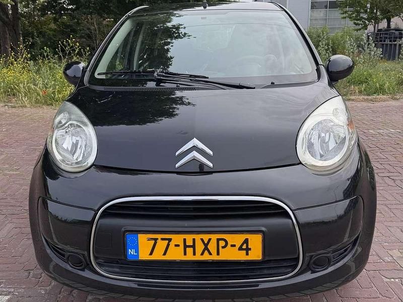 Zwart Gebruikt 2009 Citroën C1 Hatchback | € 2.500 (Eerlijke prijs) - Afbeelding 1/4