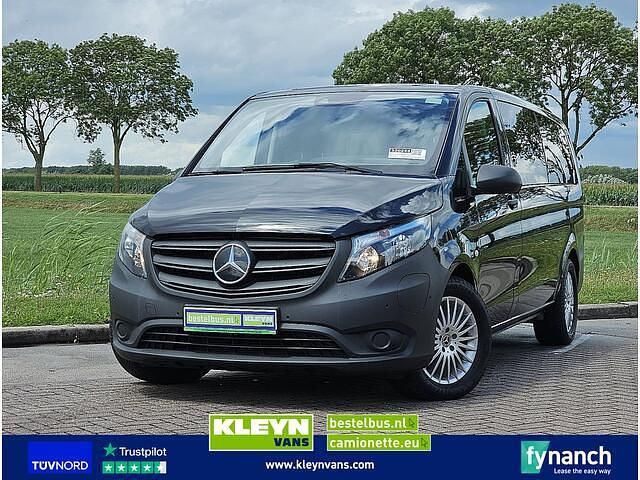 Zwart Gebruikt 2022 Mercedes e-Vito MPV | € 38.450 - Afbeelding 1/3