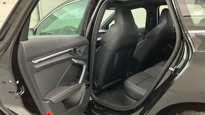 Occasion Audi A3 Sportback S-Line 150 PK (110 kW) 2025 Zwart Hatchback