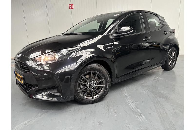 Occasion Toyota Yaris Hybrid Active 116 PK (85 kW) 2021 Zwart Hatchback