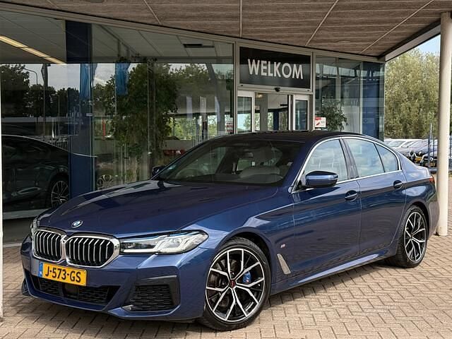 Blauw Gebruikt 2020 BMW 530 M Sport Sedan | € 36.745 (Goede deal) - Afbeelding 1/4