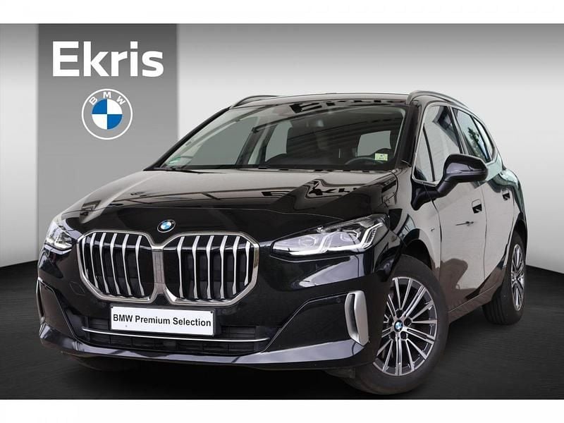 Zwart Gebruikt 2023 BMW 223 Active Tourer Luxury Line MPV | € 34.900 - Afbeelding 1/4