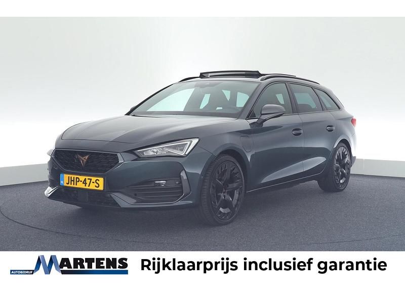 Grijs Gebruikt 2022 Cupra Leon VZ Stationwagen | € 27.949 (Eerlijke prijs) - Afbeelding 1/4