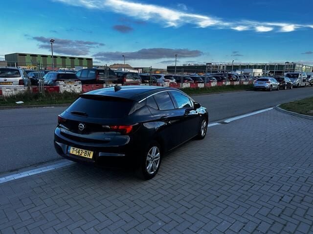 Occasion Opel Astra Business 136 PK (100 kW) 2016 Zwart Hatchback