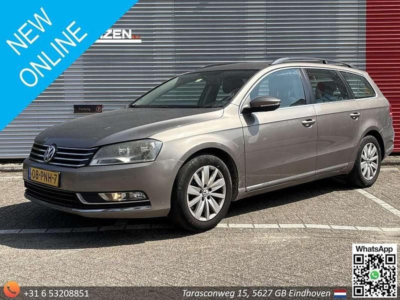 Bruin, metallic lak Gebruikt 2011 VW Passat Comfortline Stationwagen | € 3.950 (Goede deal) - Afbeelding 1/4