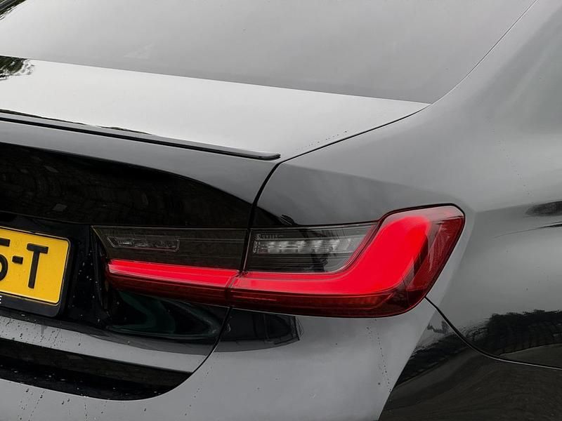 Occasion BMW 330e M Sport 184 PK (135 kW) 2025 Zwart Sedan