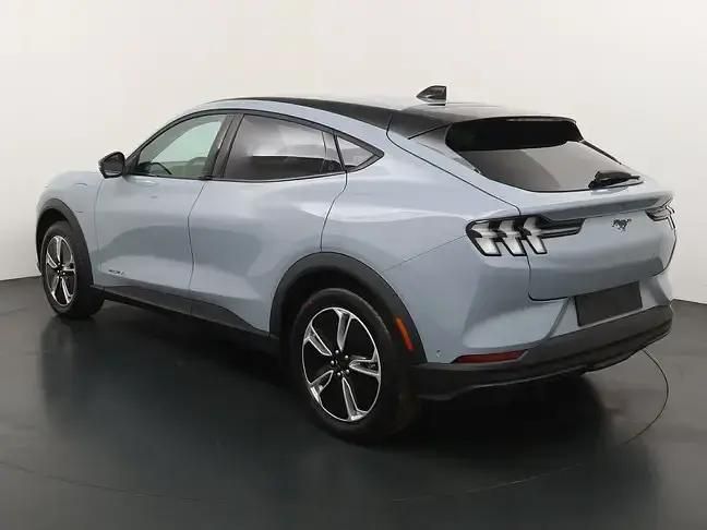 Nieuw Ford Mustang Mach-E 216 kW (294 PK) 2025 Grijs SUV