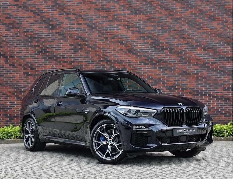 Zwart Gebruikt 2021 BMW X5 Executive SUV | € 58.950 (Goede deal) - Afbeelding 1/4