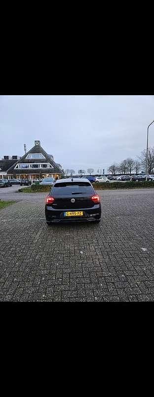 Occasion 2019 VW Polo R-line Sedan | € 17.250 (Eerlijke prijs) - Afbeelding 1/4