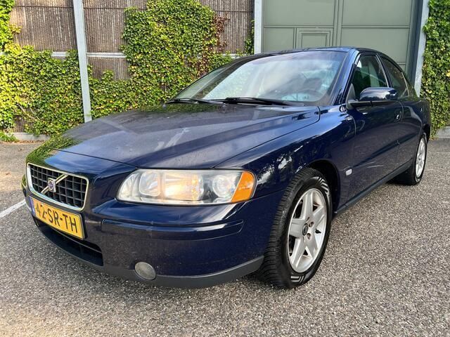Blauw Gebruikt 2006 Volvo S60 Sedan | € 4.750 (Iets duurder) - Afbeelding 1/4