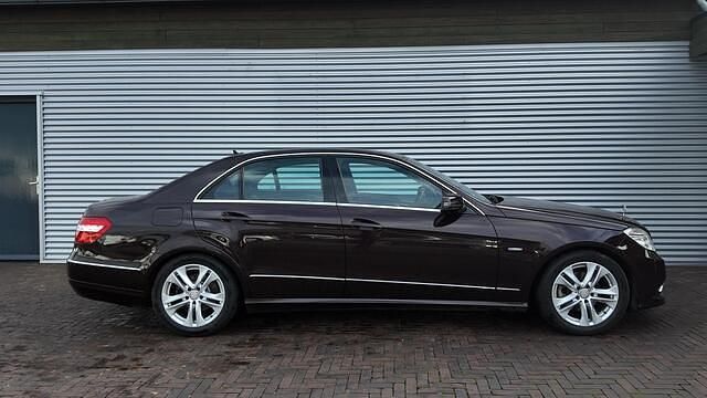 Occasion Mercedes E200 Avantgarde 184 PK (135 kW) 2010 Bruin Sedan