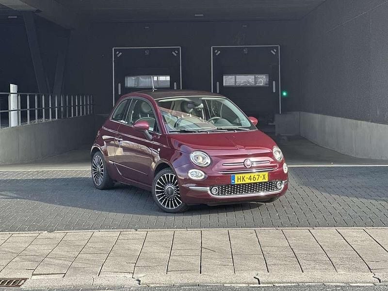 Rood Occasion 2015 Fiat 500 Lounge Hatchback | € 7.360 (Goede deal) - Afbeelding 1/4