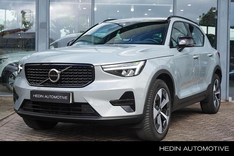 Grijs Gebruikt 2025 Volvo XC40 Plus SUV | € 49.995 (Iets duurder) - Afbeelding 1/4