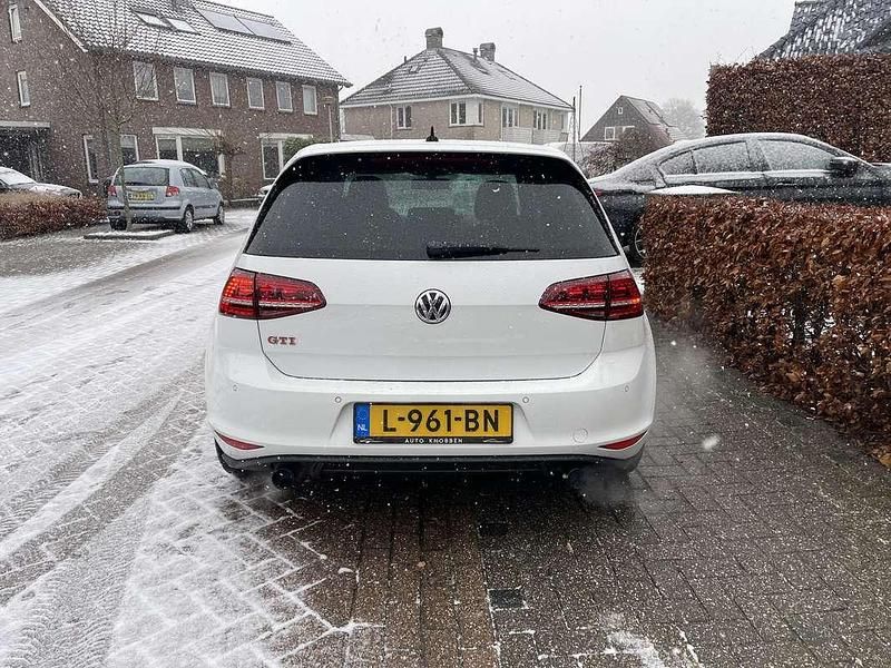 Occasion VW Golf VII GTI 230 PK (169 kW) 2014 Wit Stationwagen